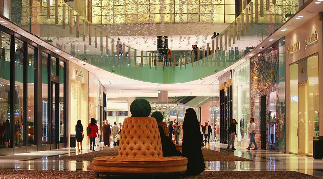 Famous Shopping mall at Dubai