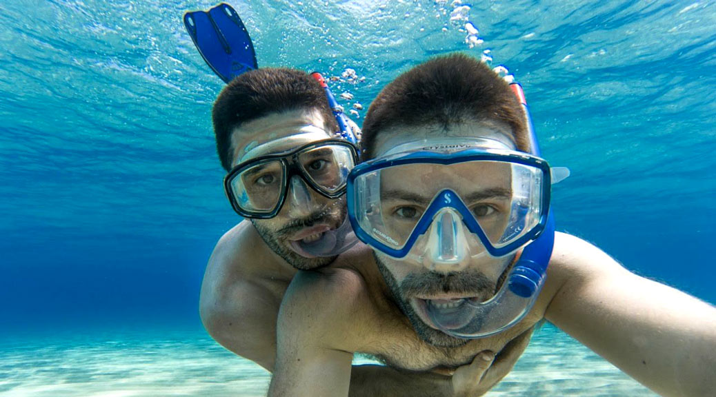 Meet Stefan and Sebastien underwater diving 