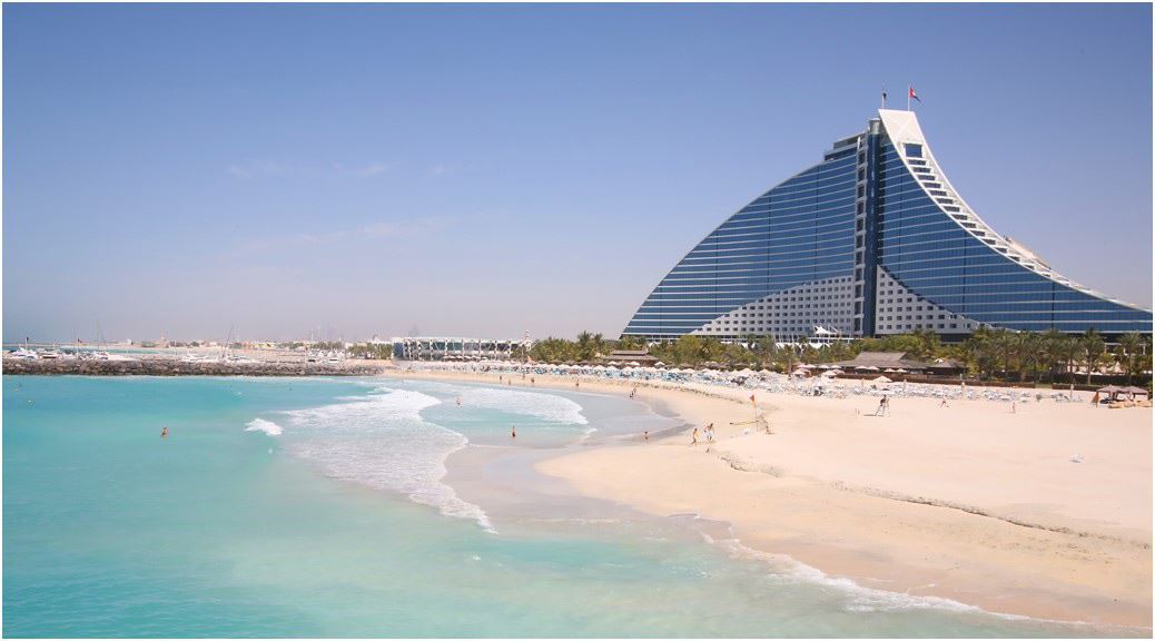 5 star hotel seen from Jumeriah beach on a clear day