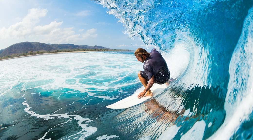 pocket-guide-surfer-blue-ocean-wave-tube-barrled-fuerteventura